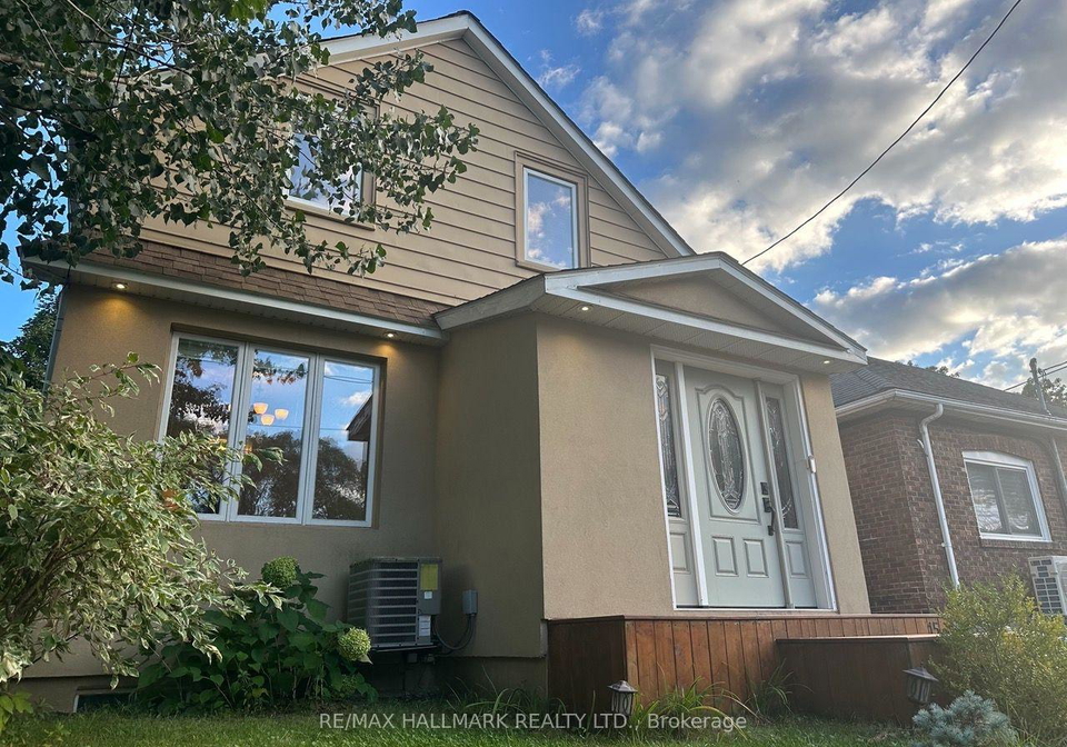 15-daniels-street-toronto-etobicoke-ontario-w13807100