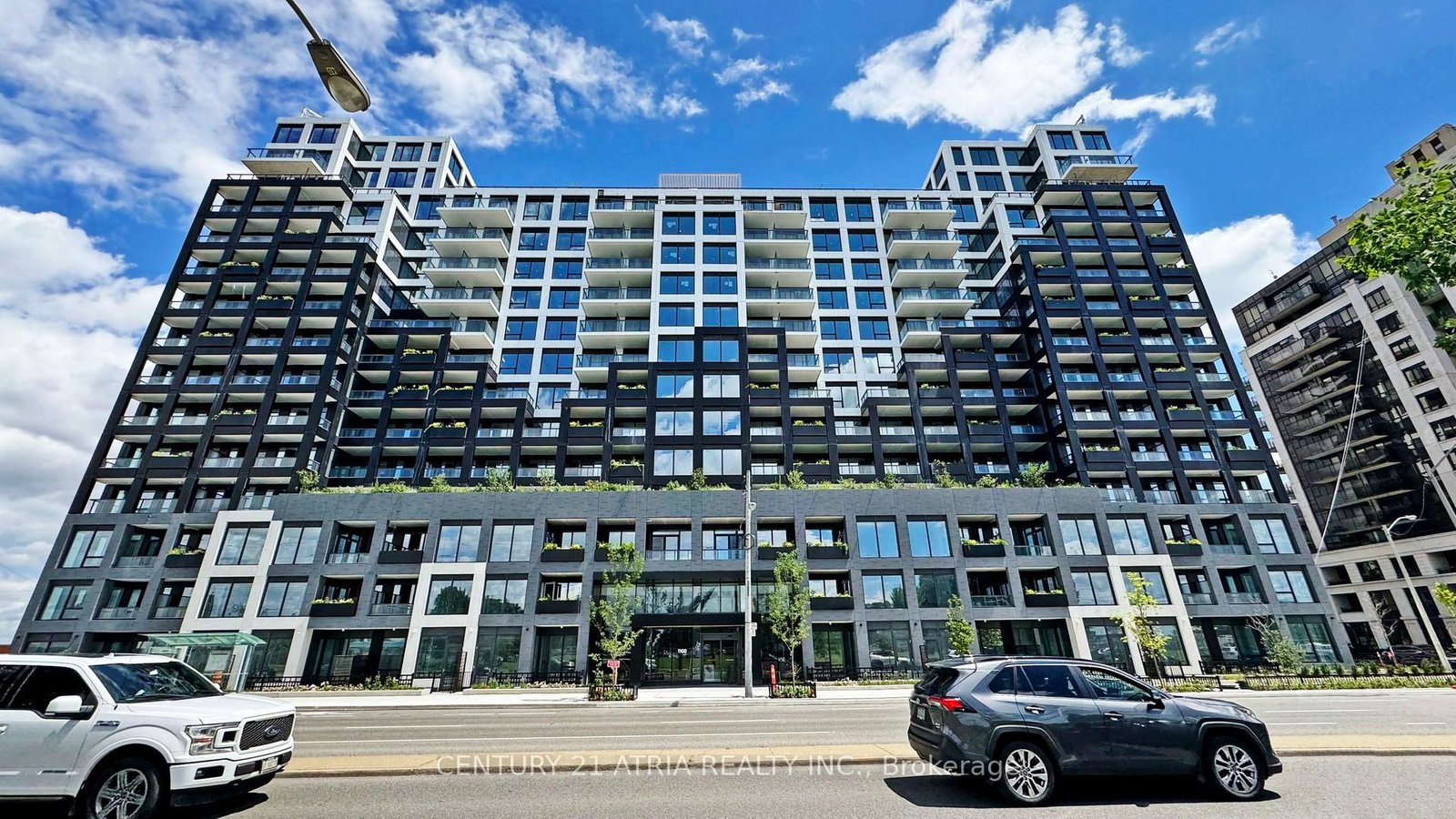 1100-sheppard-avenue-w-toronto-york-ontario-w13807268