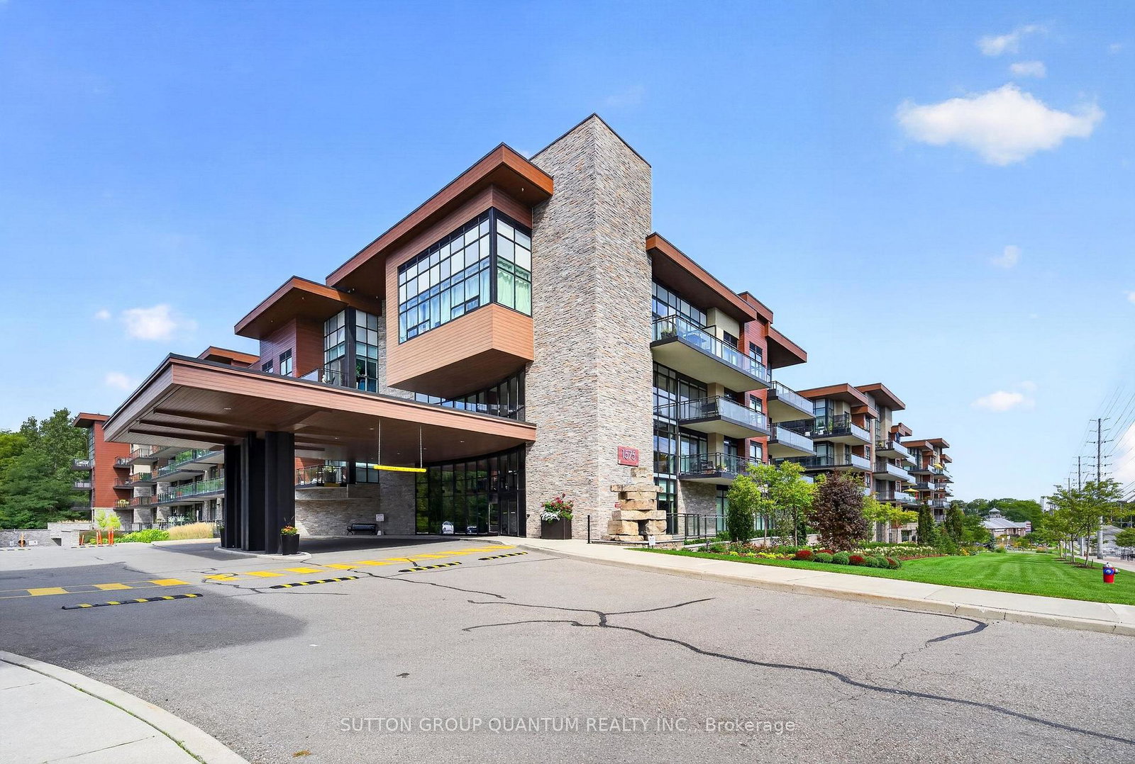 1575-lakeshore-road-mississauga-ontario-w13807362