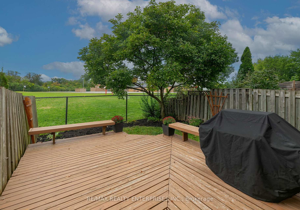 1066-runnymead-crescent-oakville-ontario-w13807532