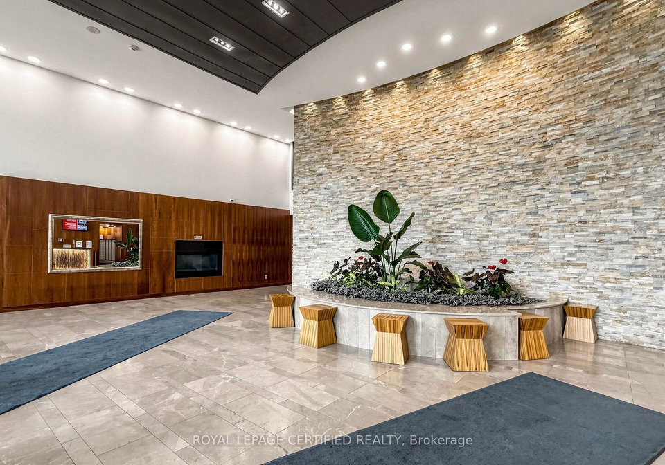 225-webb-drive-mississauga-ontario-w13807538