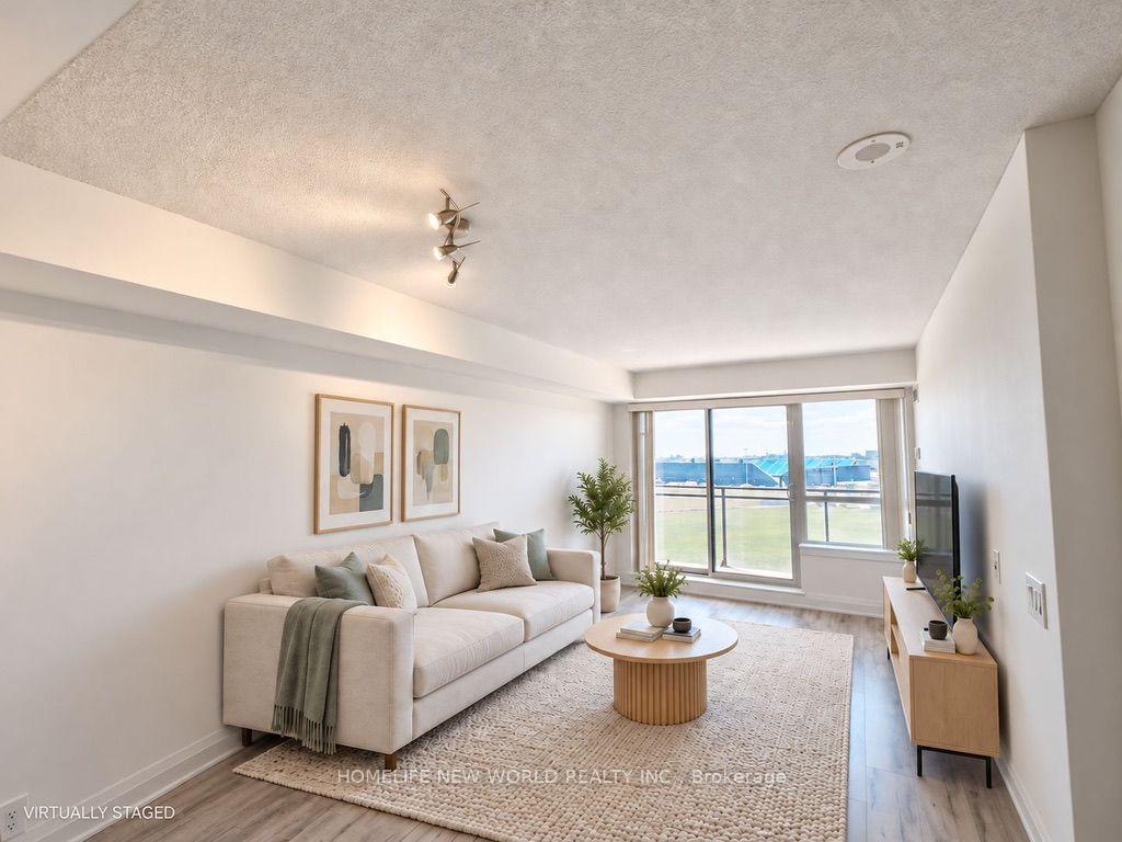 1070-sheppard-avenue-w-toronto-york-ontario-w13807616