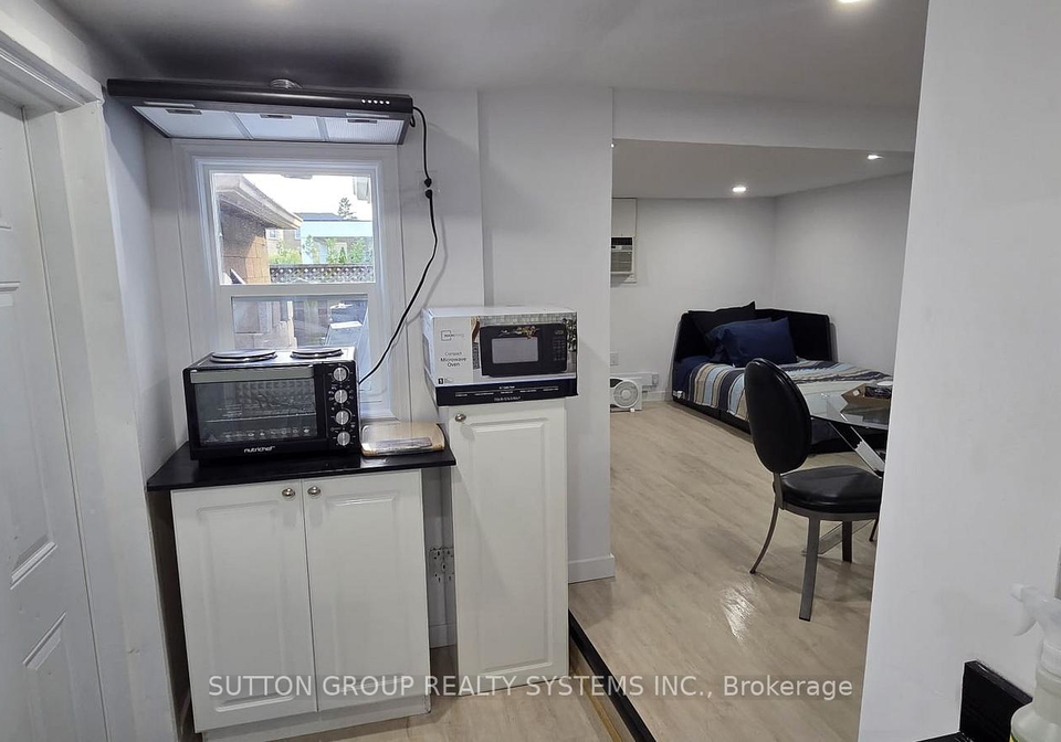 290-morden-road-oakville-ontario-w13807796