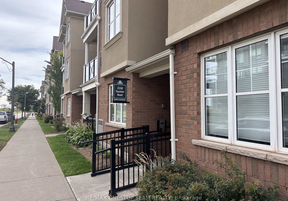 2338-taunton-road-oakville-ontario-w13808202