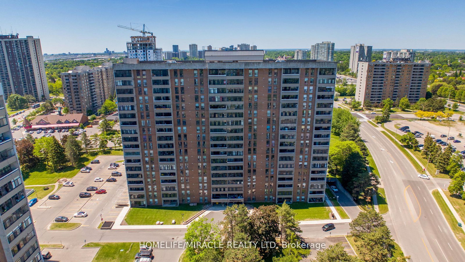 15-kensington-road-brampton-ontario-w13808576