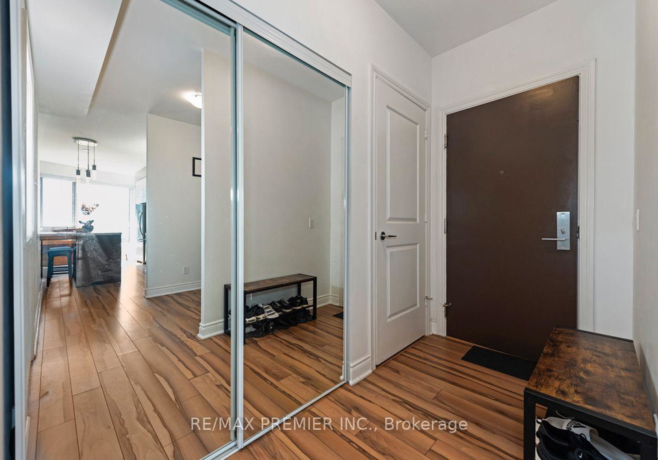 80-marine-parade-drive-toronto-etobicoke-ontario-w13808818