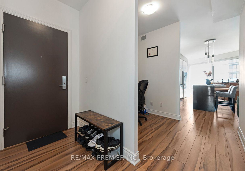 80-marine-parade-drive-toronto-etobicoke-ontario-w13808818
