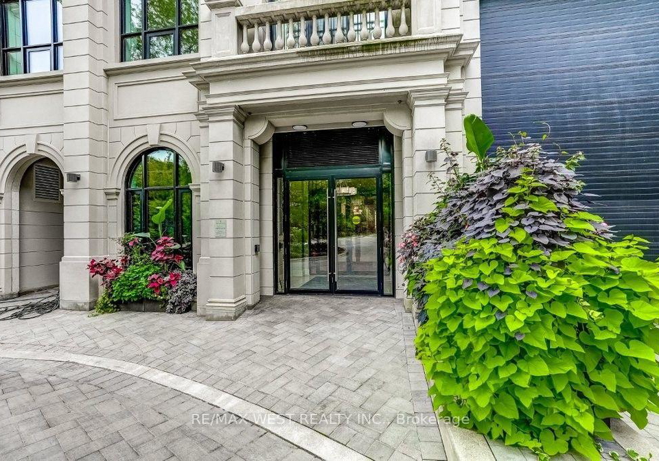 4-the-kingsway-toronto-etobicoke-ontario-w13808842