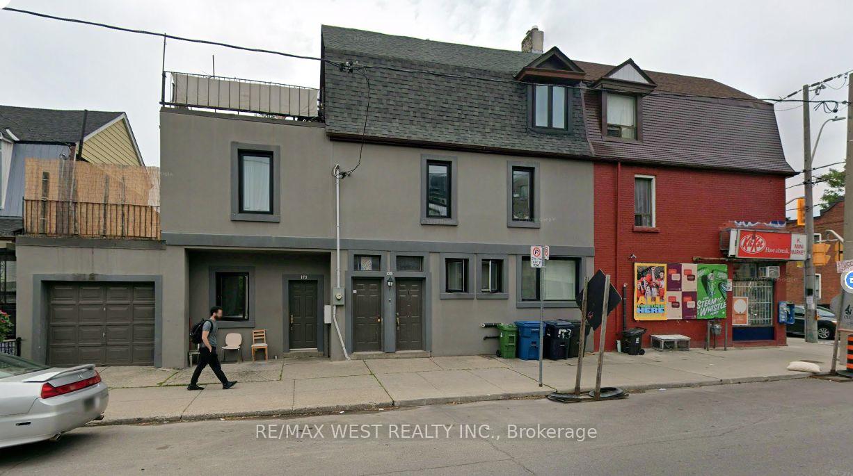 173-lappin-avenue-e-toronto-toronto-ontario-w13808950