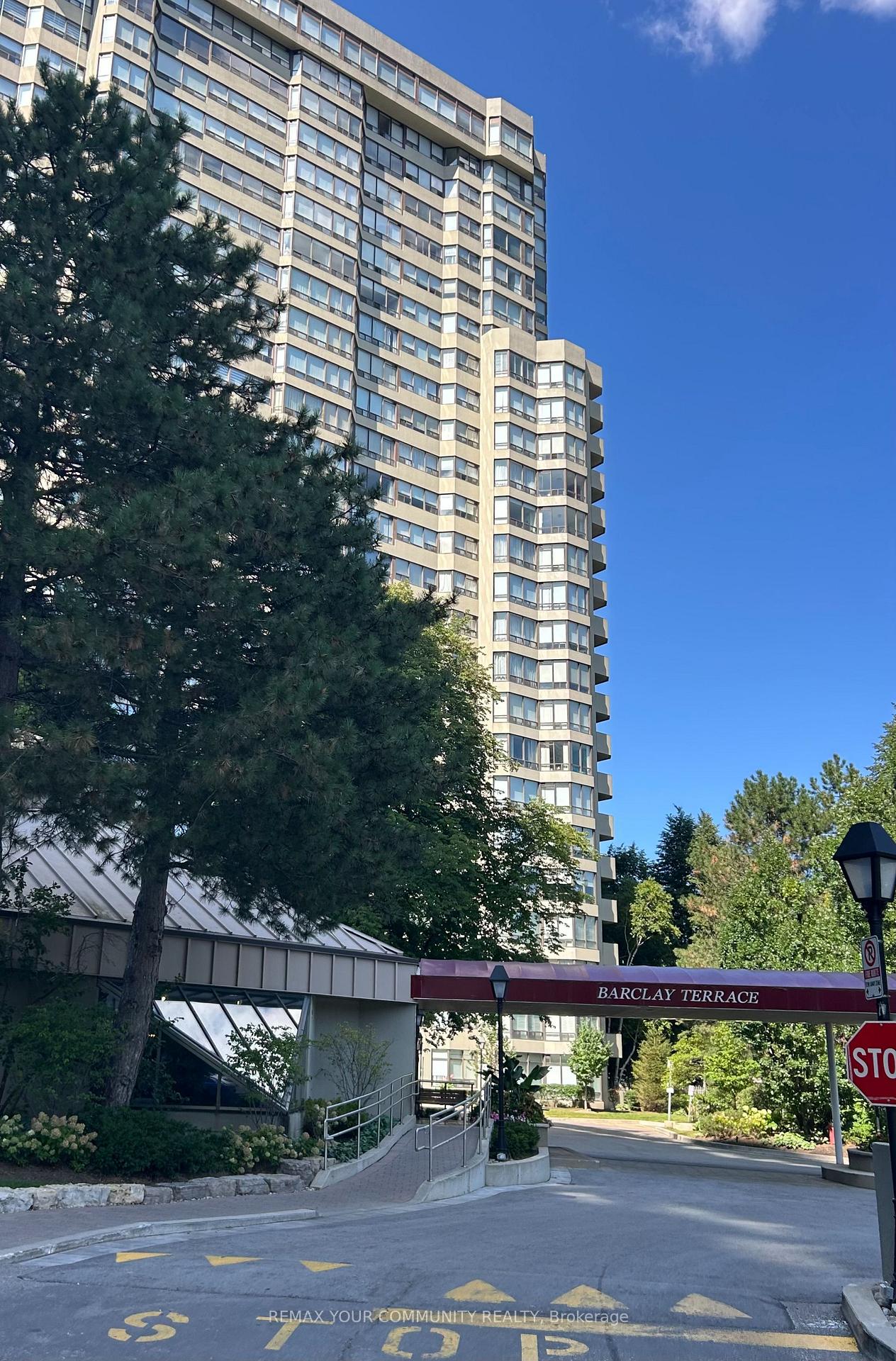 1320-islington-avenue-toronto-etobicoke-ontario-w13809116