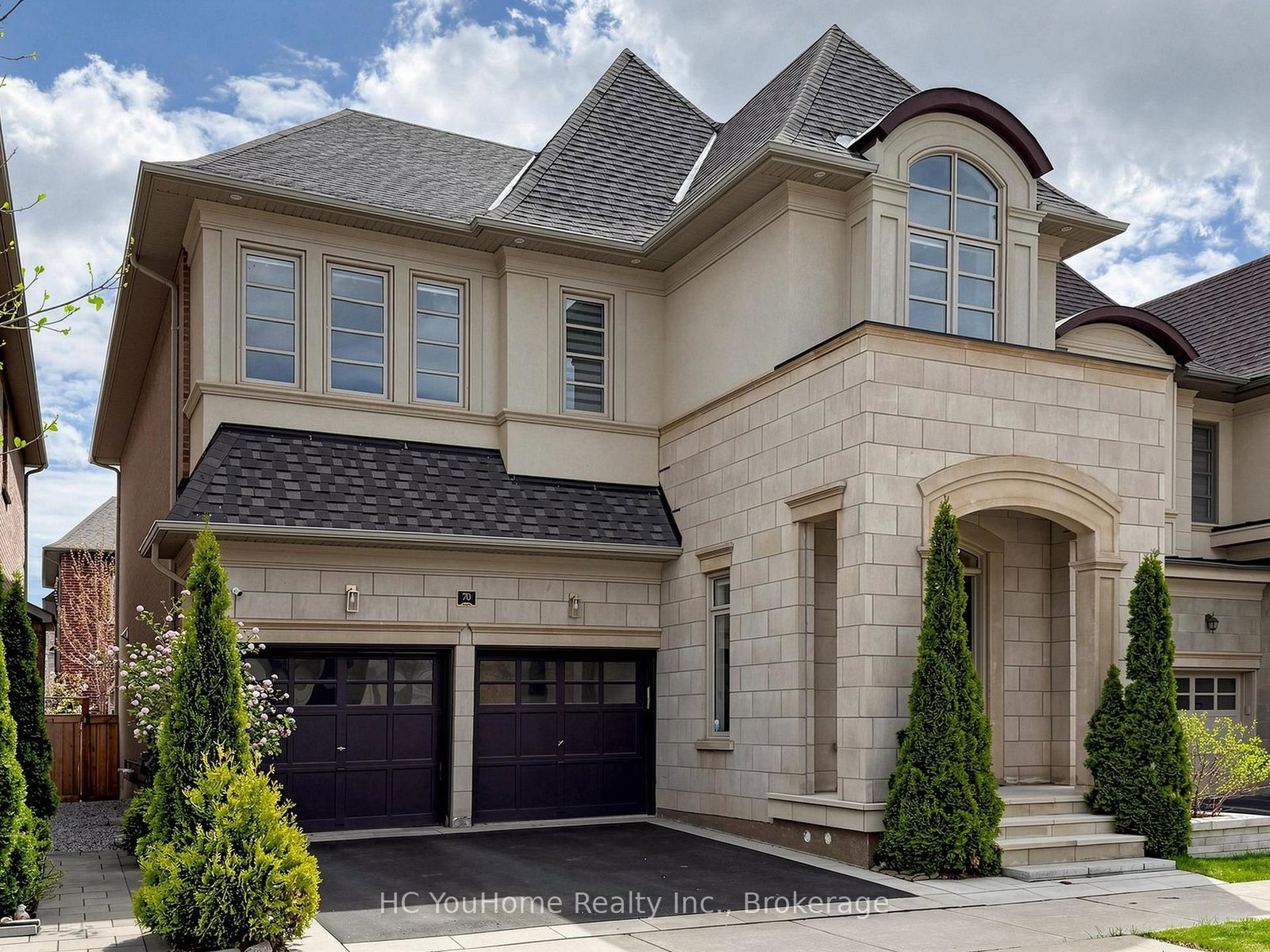 70-threshing-mill-boulevard-oakville-ontario-w13809142