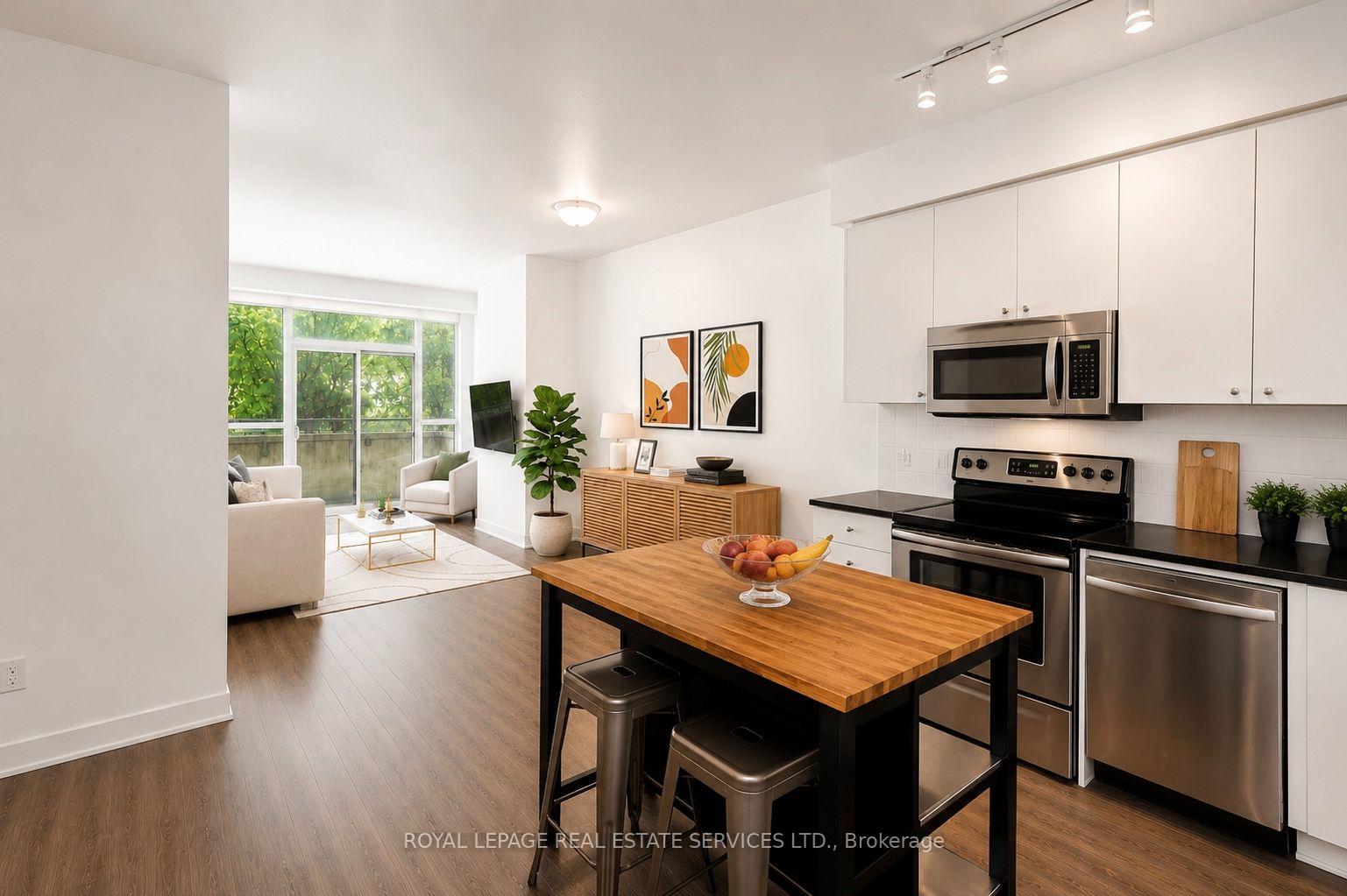 8-fieldway-road-toronto-etobicoke-ontario-w13809196