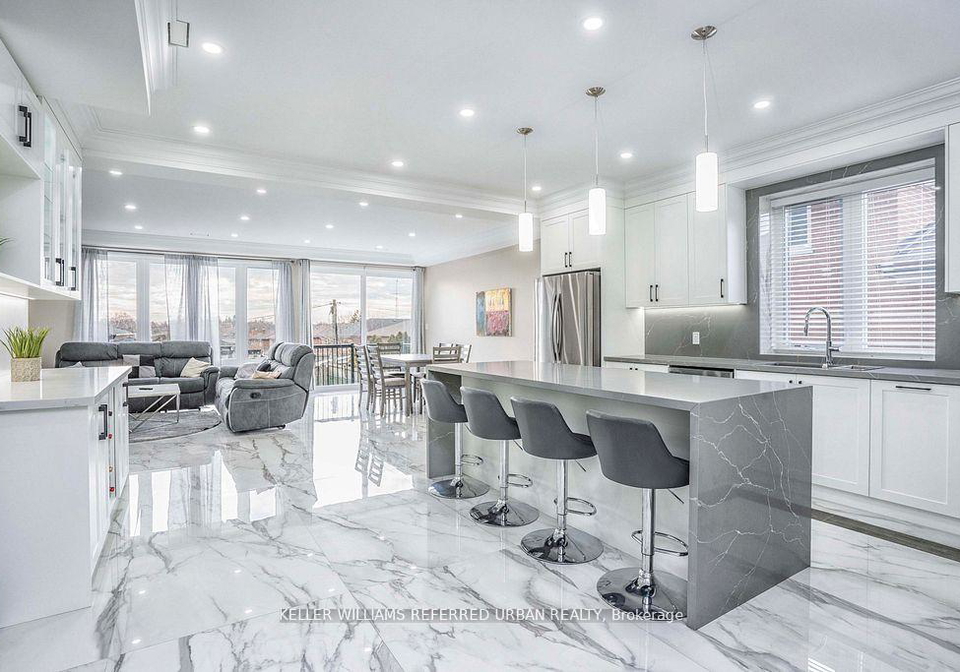 83-floral-parkway-toronto-north-york-ontario-w13809812
