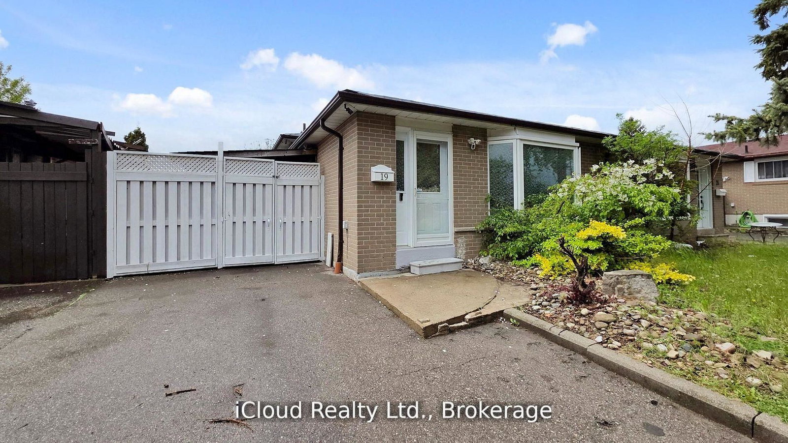 19-flamingo-crescent-brampton-ontario-w13809892