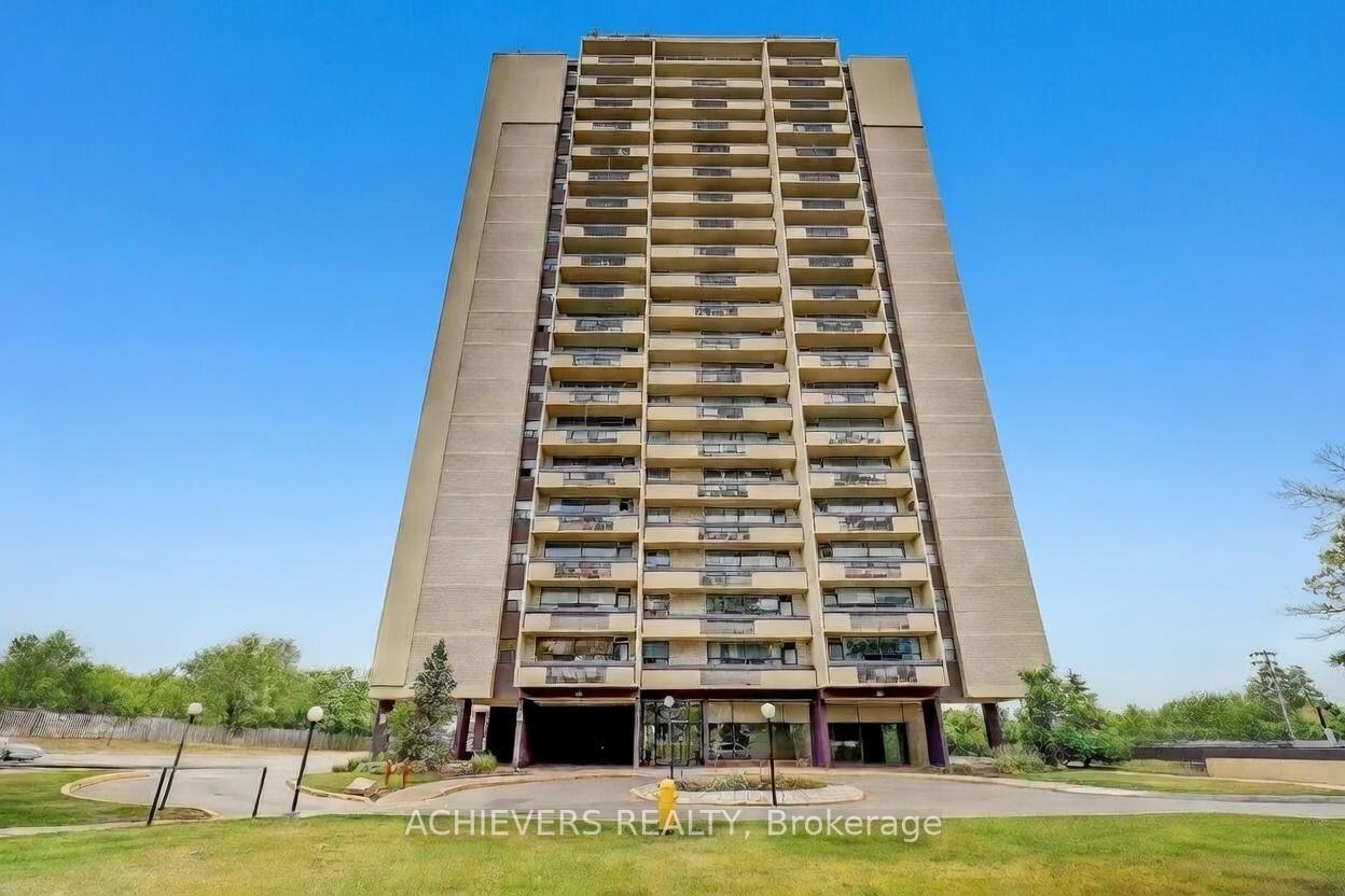 1455-lawrence-avenue-w-toronto-north-york-ontario-w13809900
