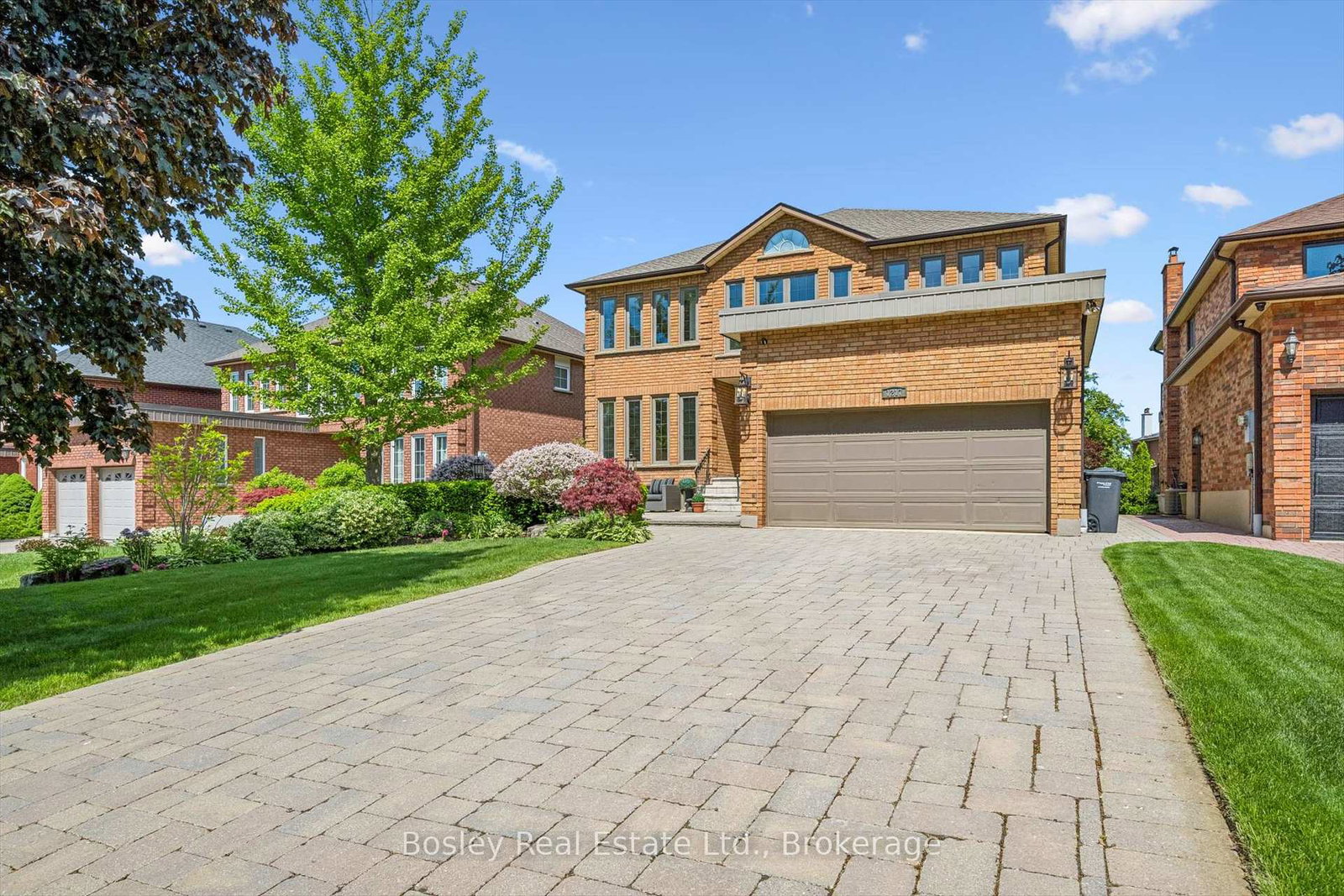 1217-sugar-maple-court-mississauga-ontario-w13809908