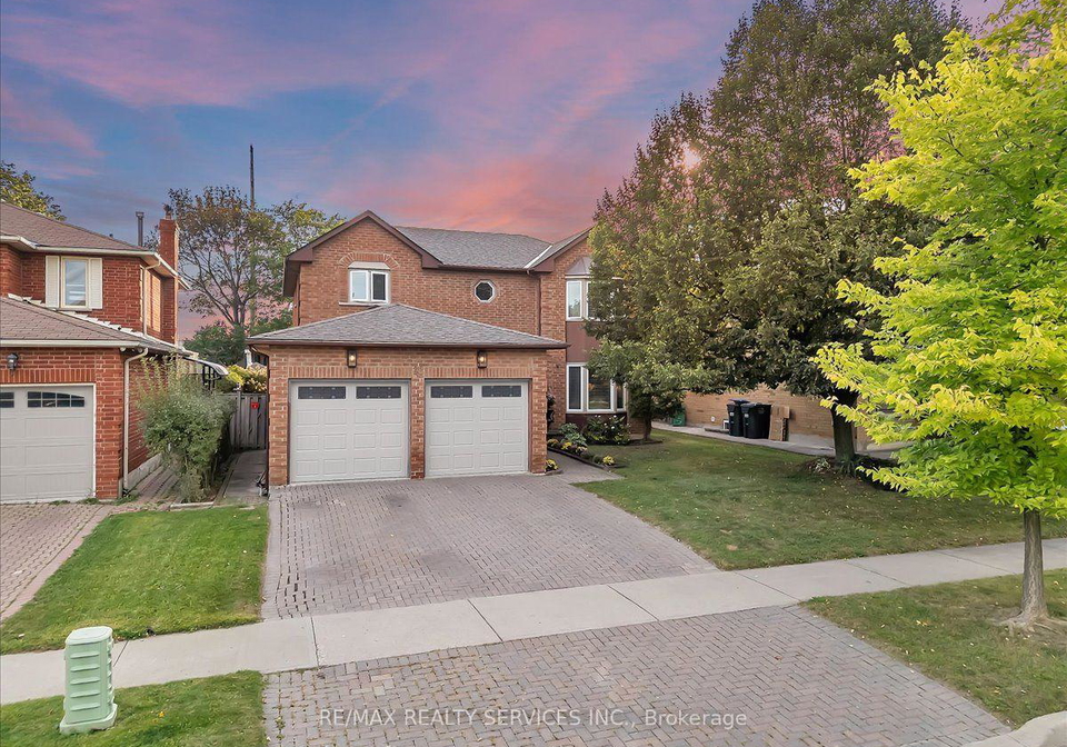 18-corkett-drive-brampton-ontario-w13810154
