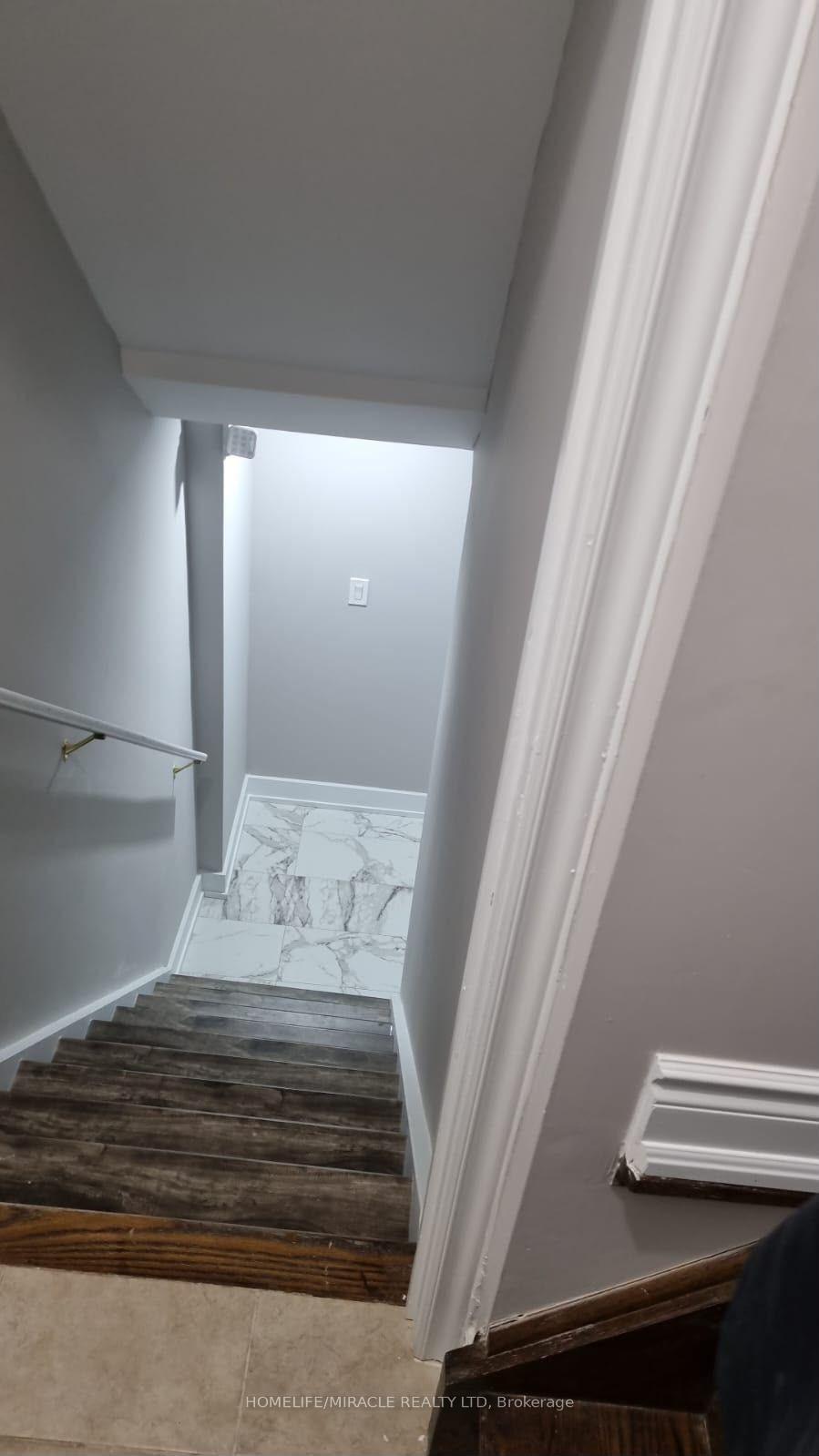25-wasaga-road-brampton-ontario-w13810212