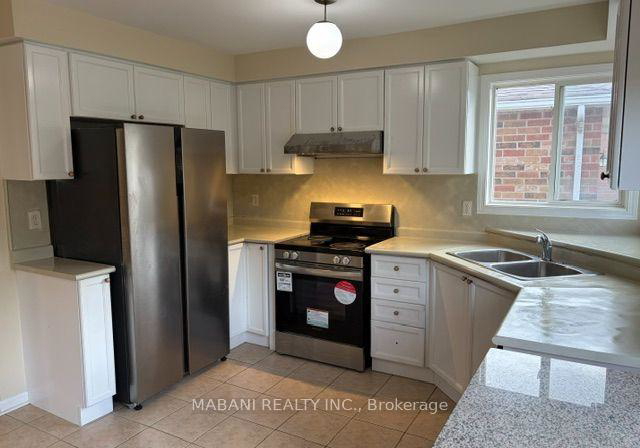 5975-sidmouth-street-mississauga-ontario-w13810266
