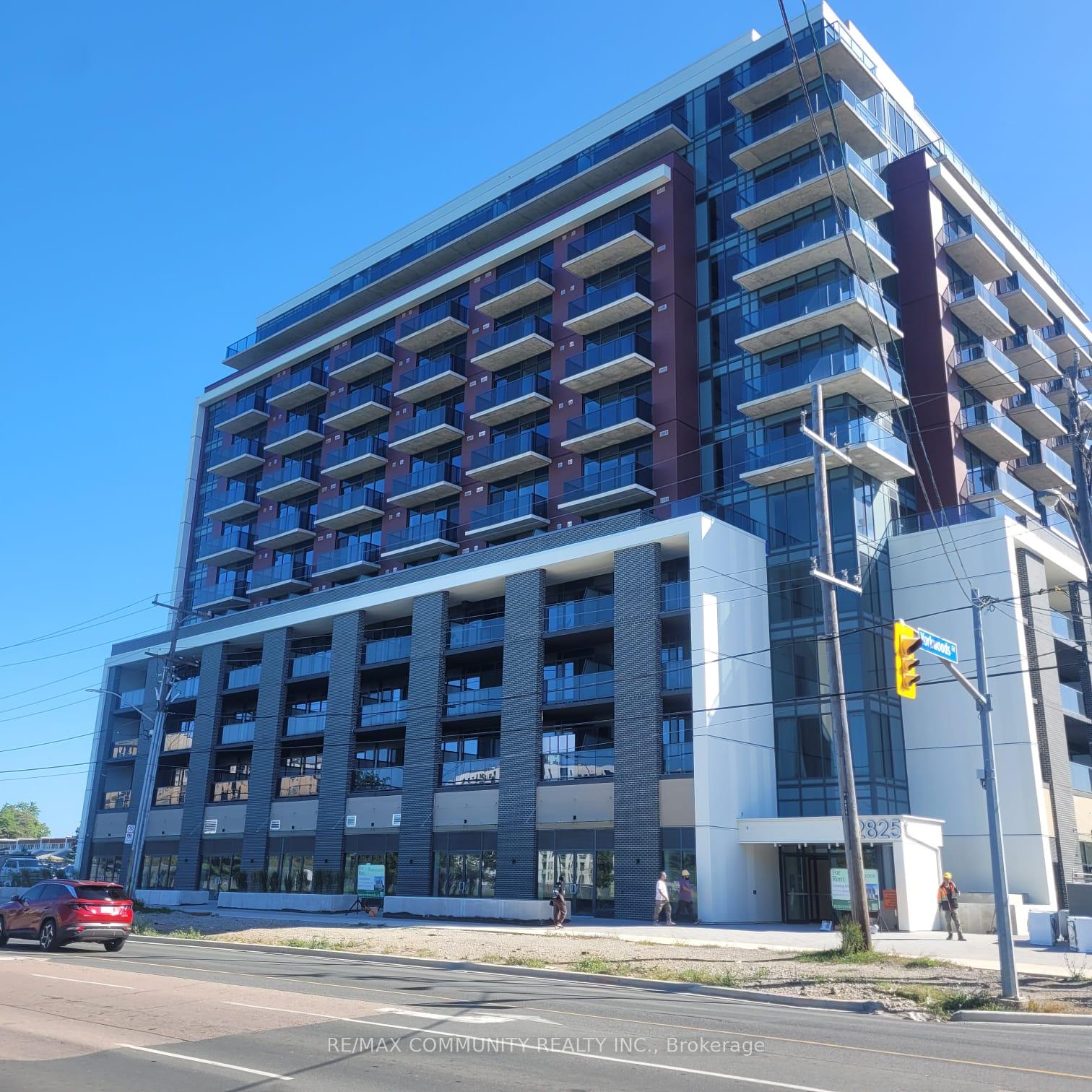 2825-jane-street-toronto-york-ontario-w13810456