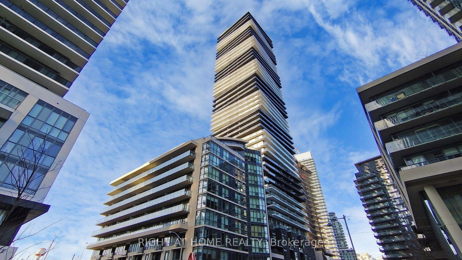 56-annie-craig-drive-toronto-etobicoke-ontario-w13810514