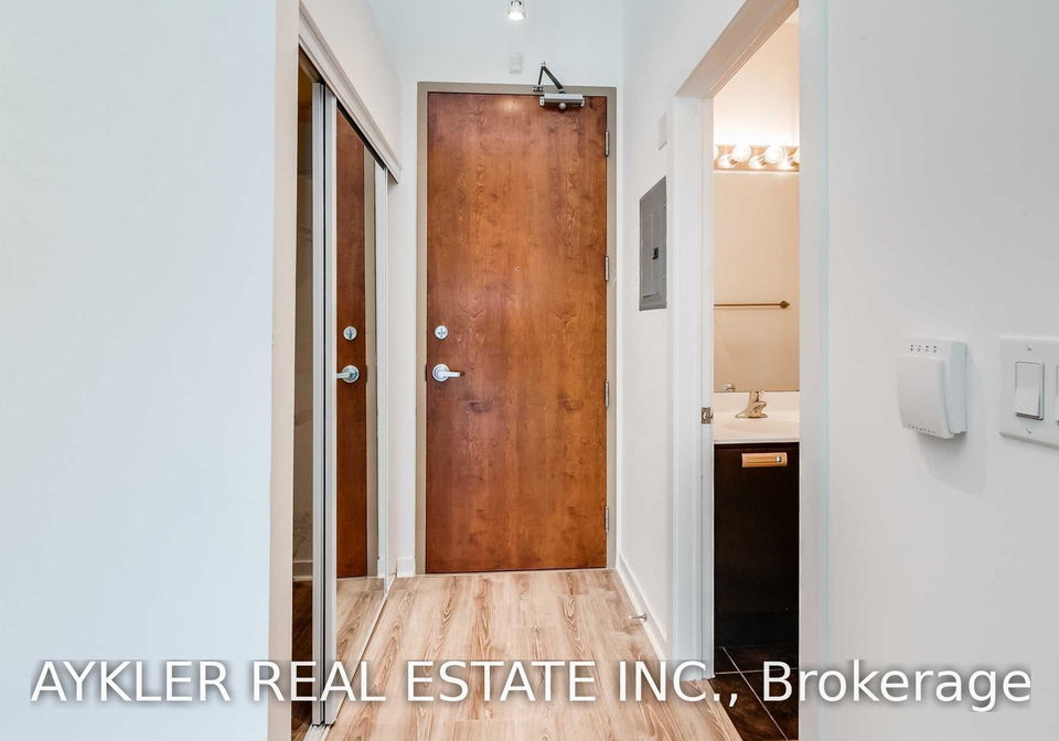 2-fieldway-road-toronto-etobicoke-ontario-w13810550