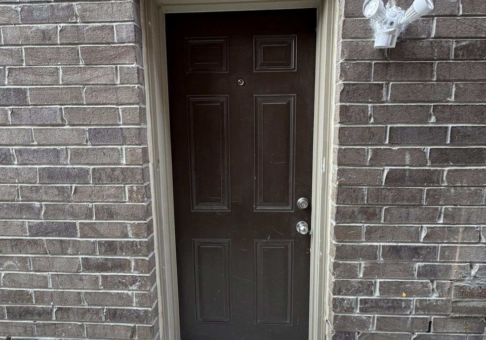 7-buttonwood-basement-road-brampton-ontario-w13810556