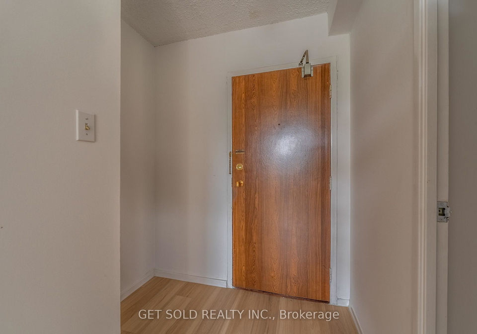 700-dynes-road-burlington-ontario-w13810662