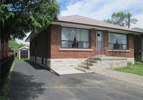 943-ninth-street-mississauga-ontario-w13810690
