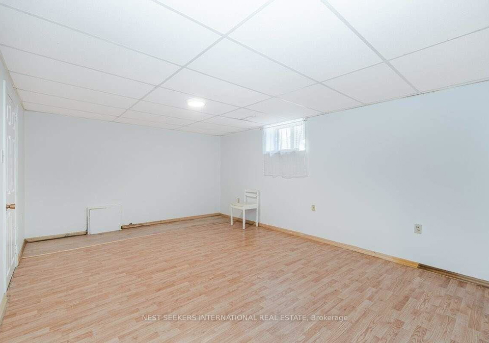 943-ninth-street-mississauga-ontario-w13810690
