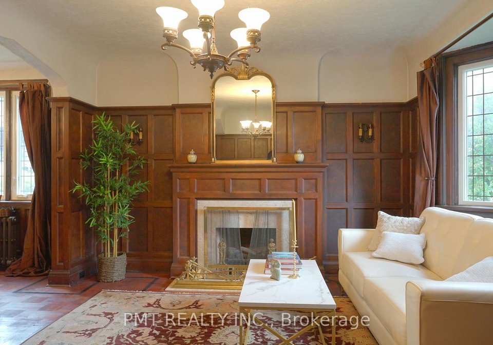 2-larkin-avenue-toronto-toronto-ontario-w13810898