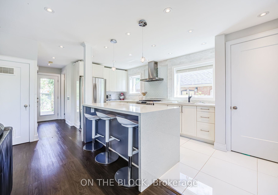 122-allenby-avenue-toronto-etobicoke-ontario-w13810998