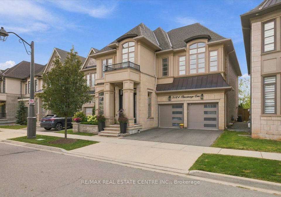 3124-parsonage-crescent-oakville-ontario-w13811356