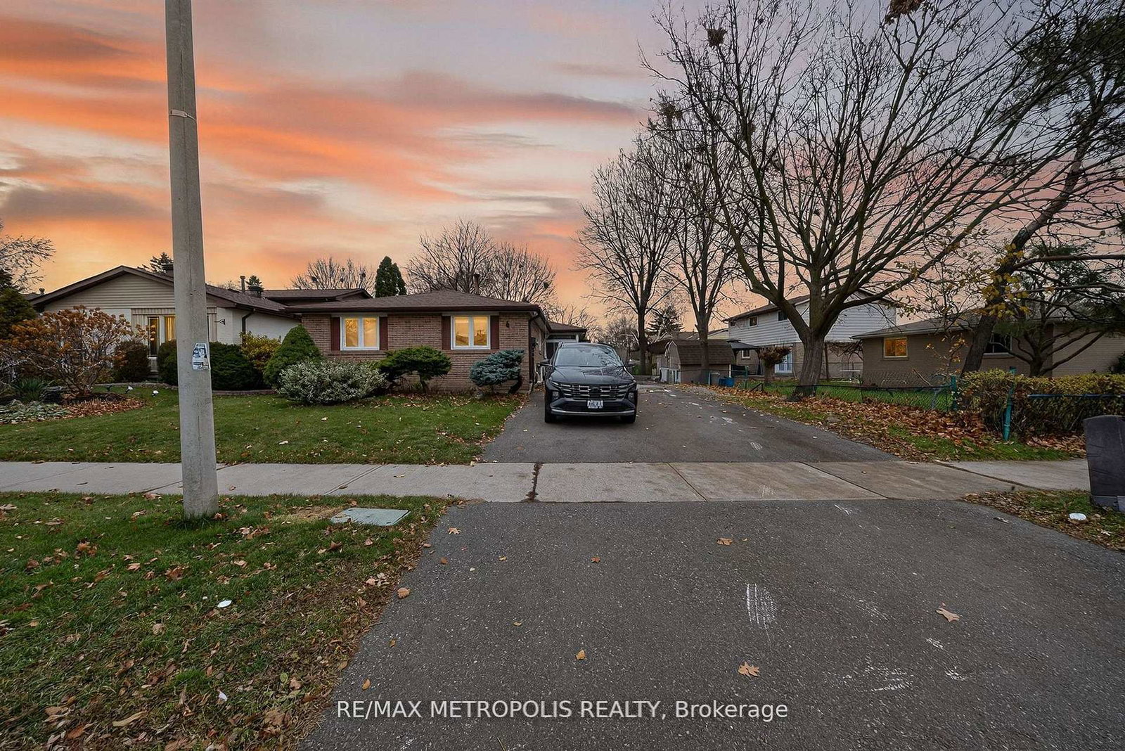 6-madoc-drive-brampton-ontario-w13811618