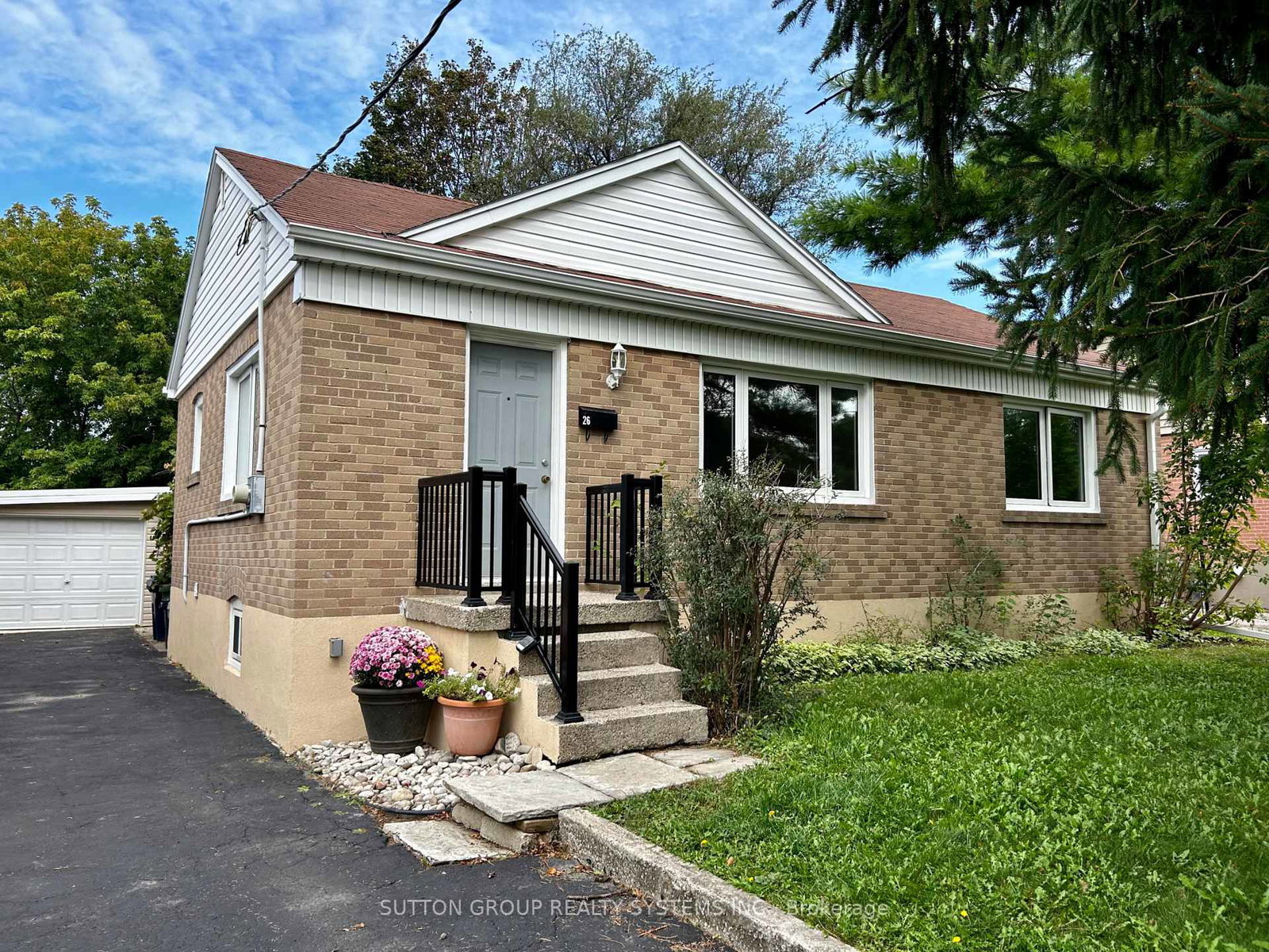 26-compton-crescent-toronto-york-ontario-w13811650