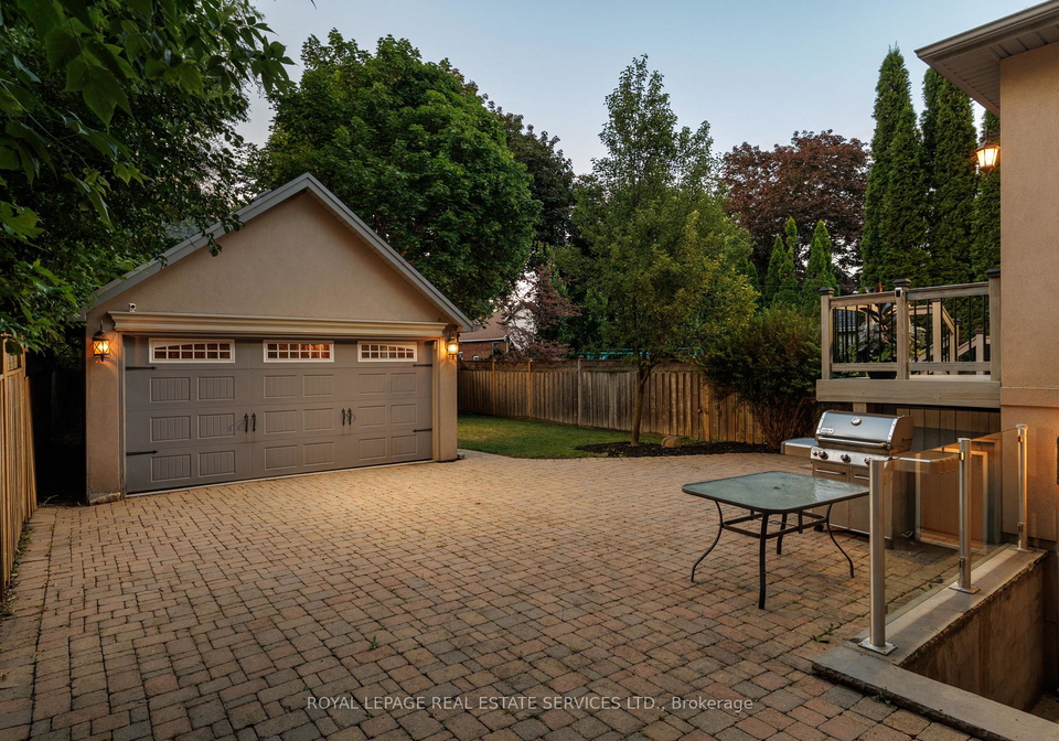 4-springbrook-gardens-toronto-etobicoke-ontario-w13811840