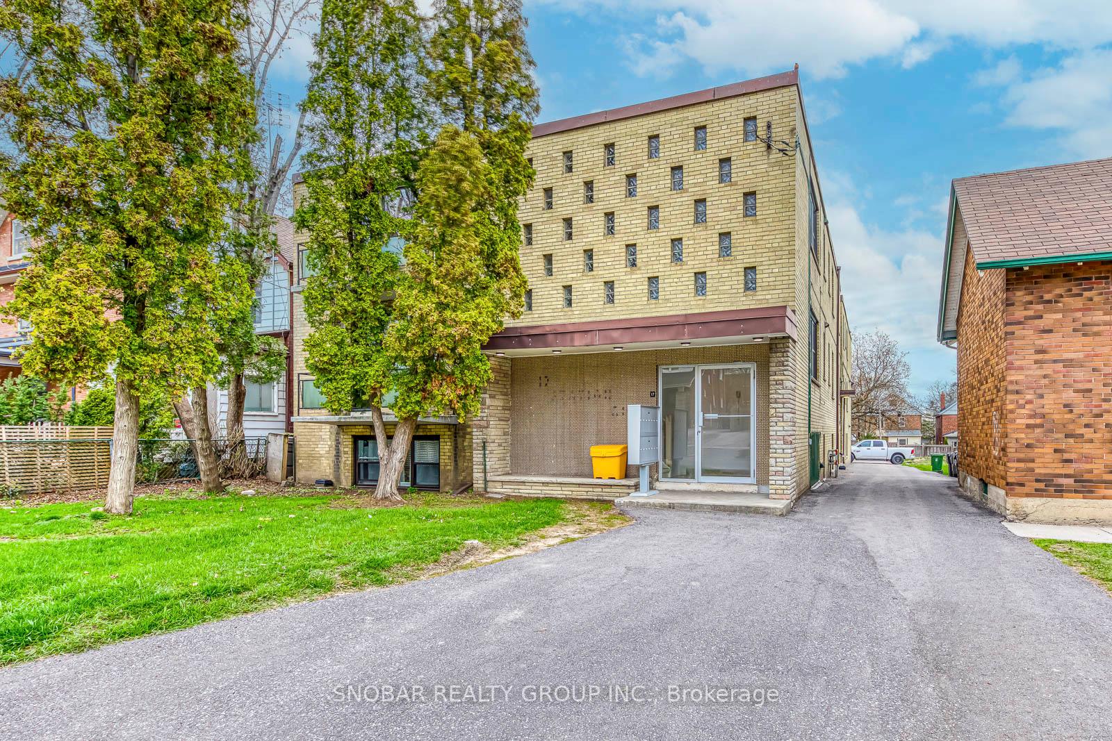 17-station-road-toronto-etobicoke-ontario-w13811856