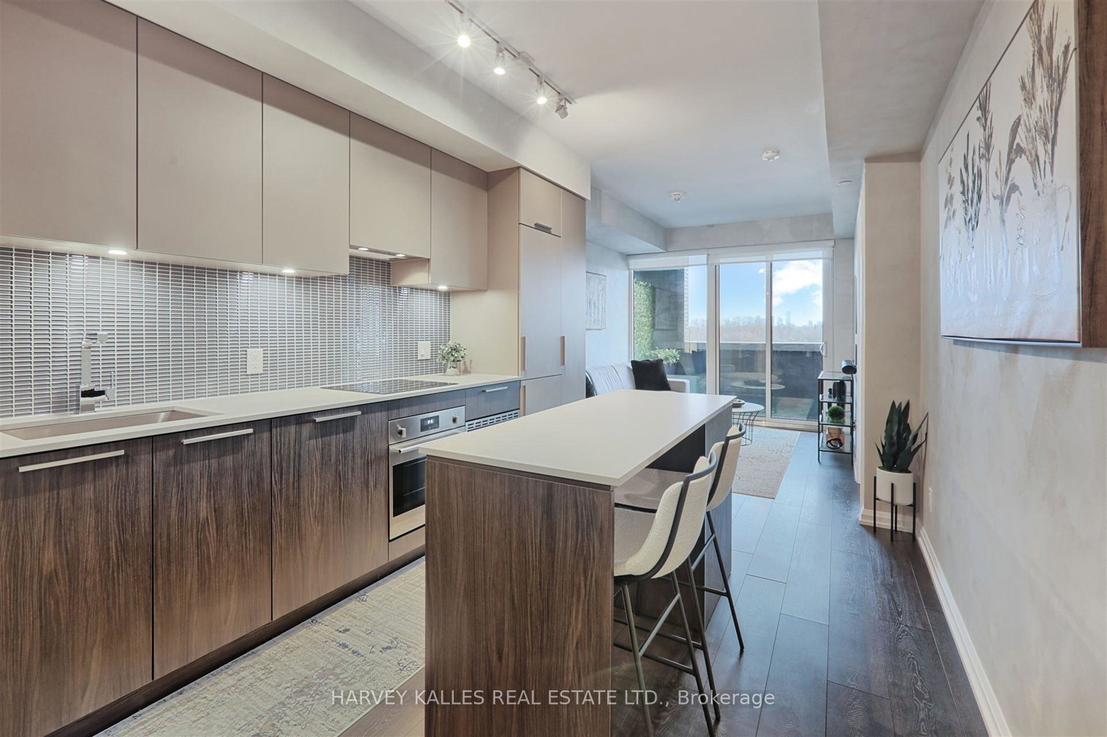 4208-dundas-street-w-toronto-etobicoke-ontario-w13812046