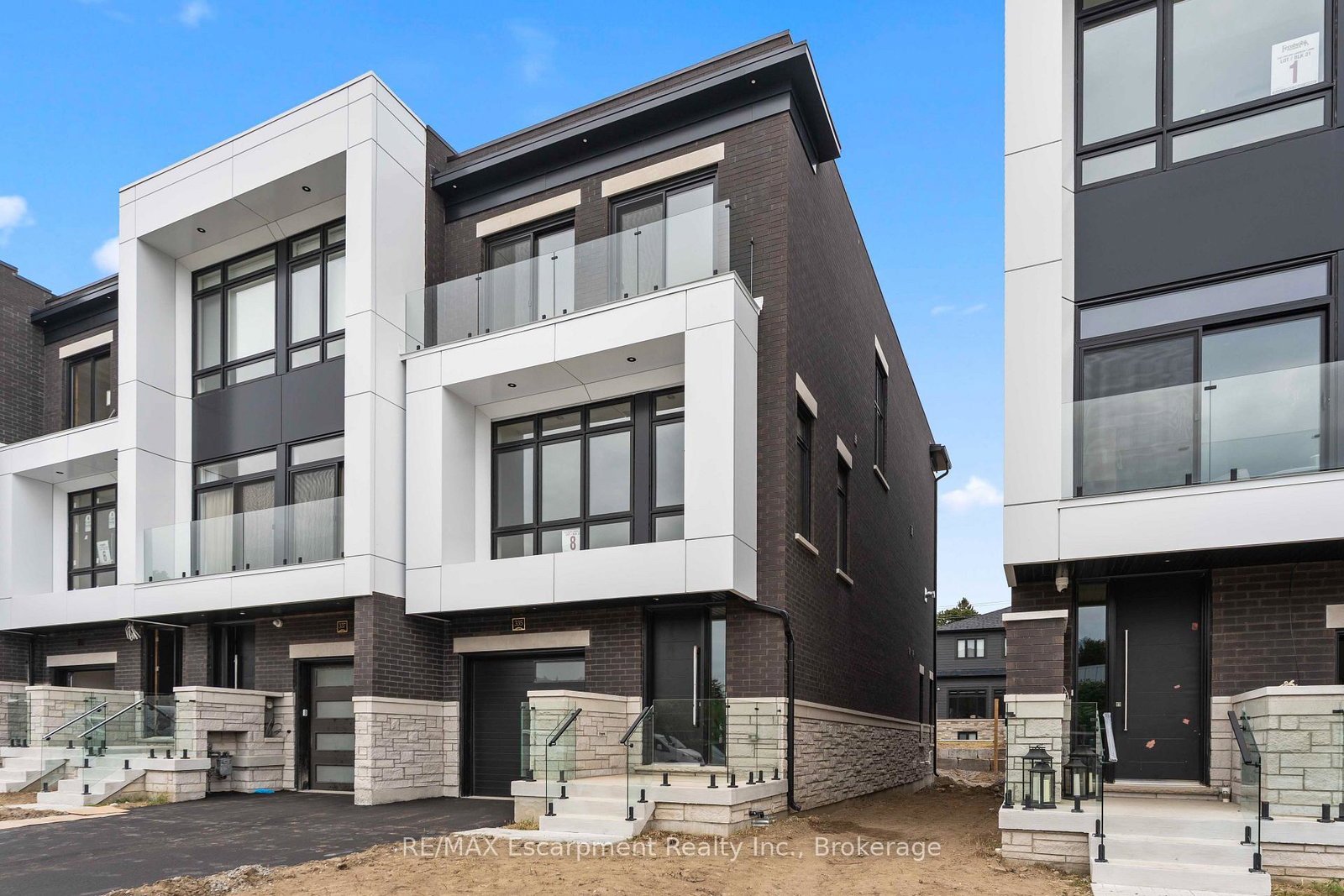 335-helen-lawson-lane-oakville-ontario-w13812244