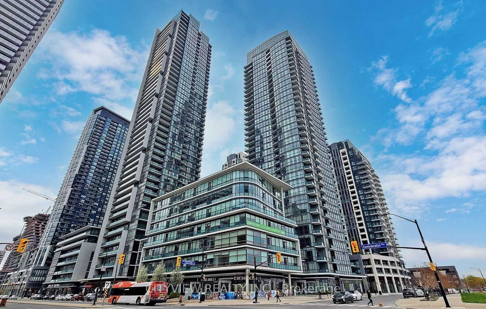 4070-confederation-parkway-mississauga-ontario-w13812286