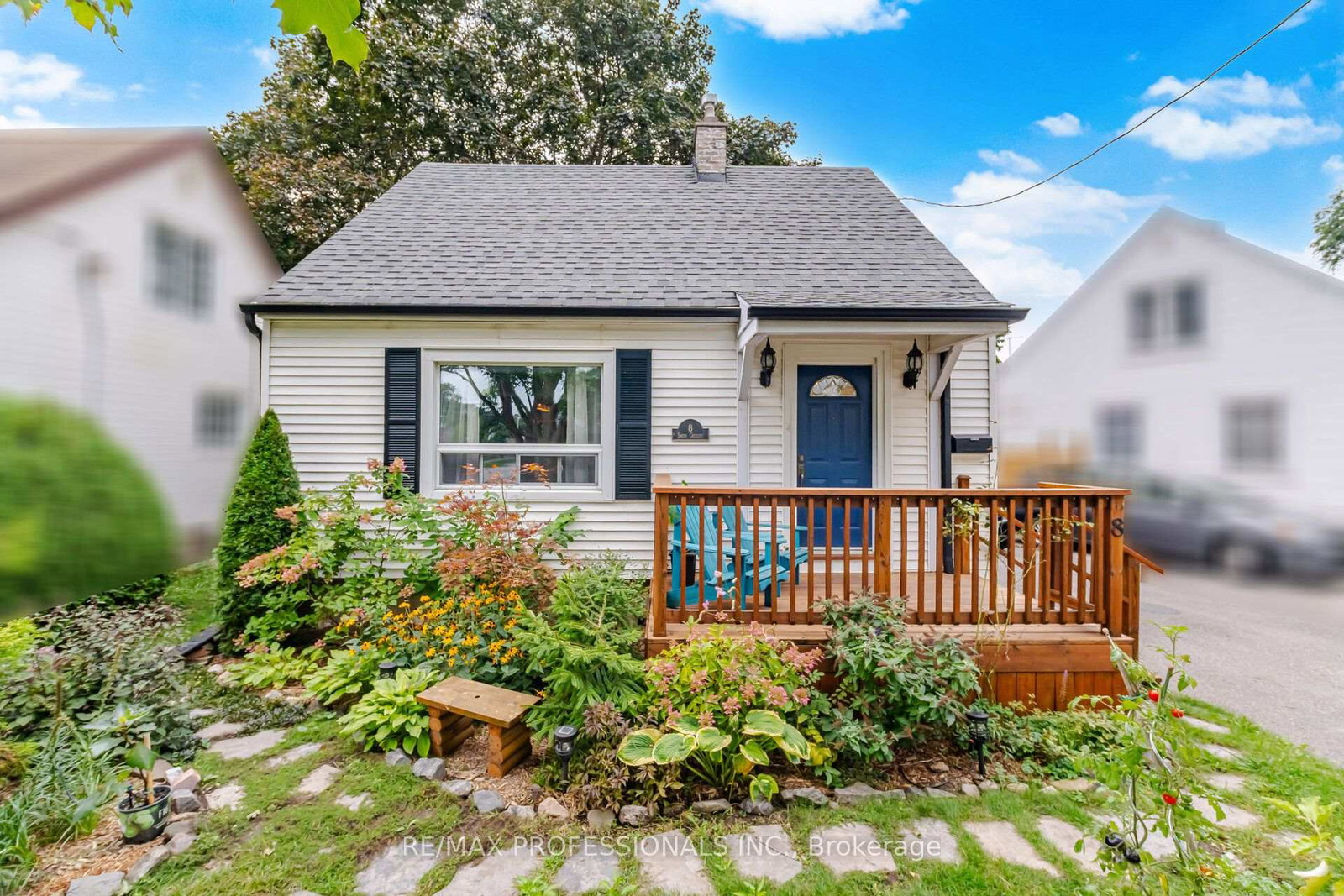 8-smith-crescent-toronto-etobicoke-ontario-w13813142