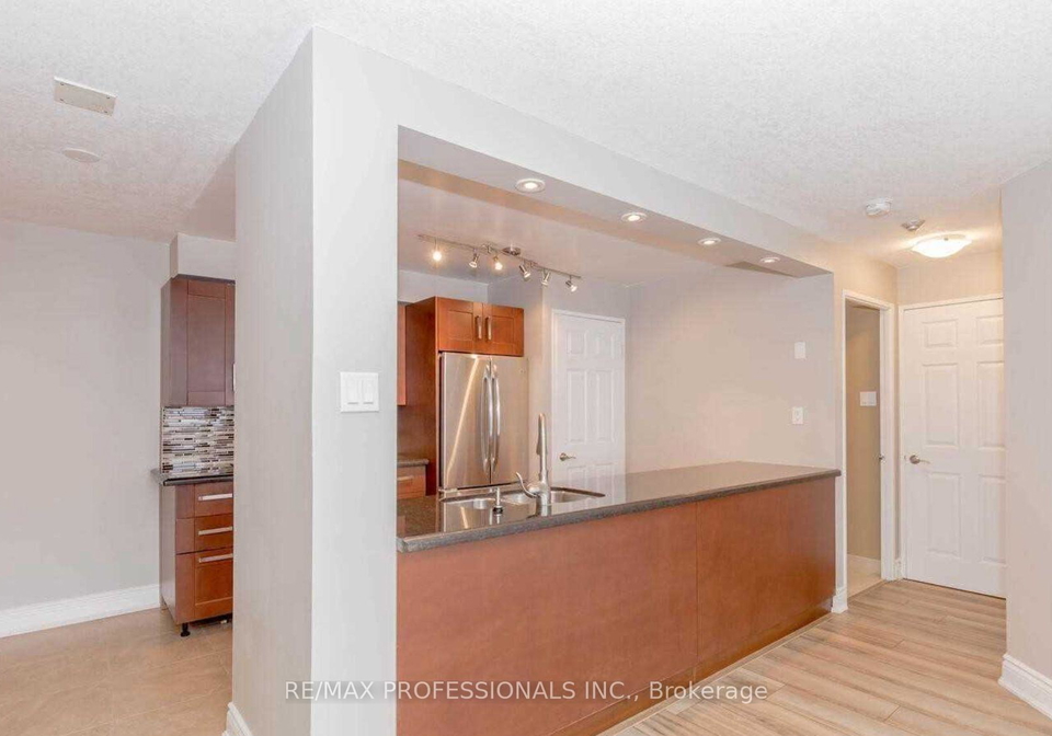 4205-shipp-drive-mississauga-ontario-w13813402