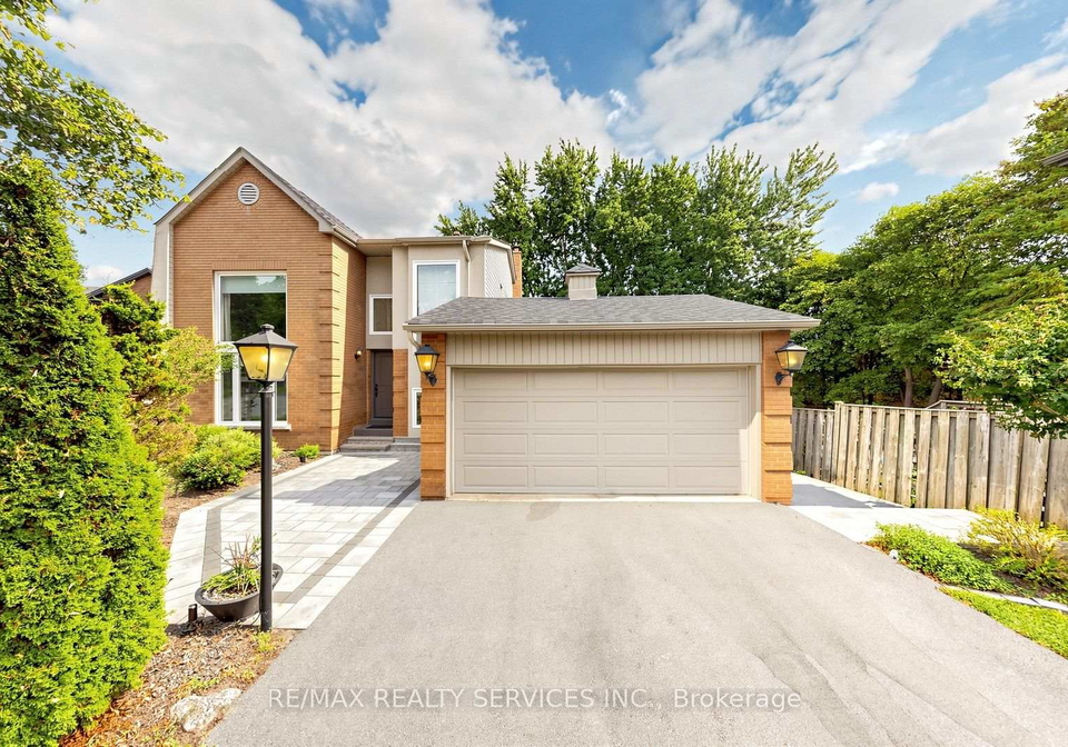 319-dingle-court-caledon-ontario-w13813422