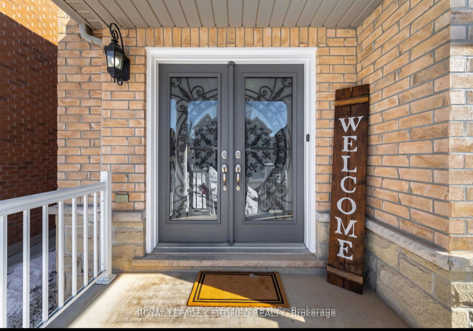 122-teal-crest-circle-brampton-ontario-w13813488