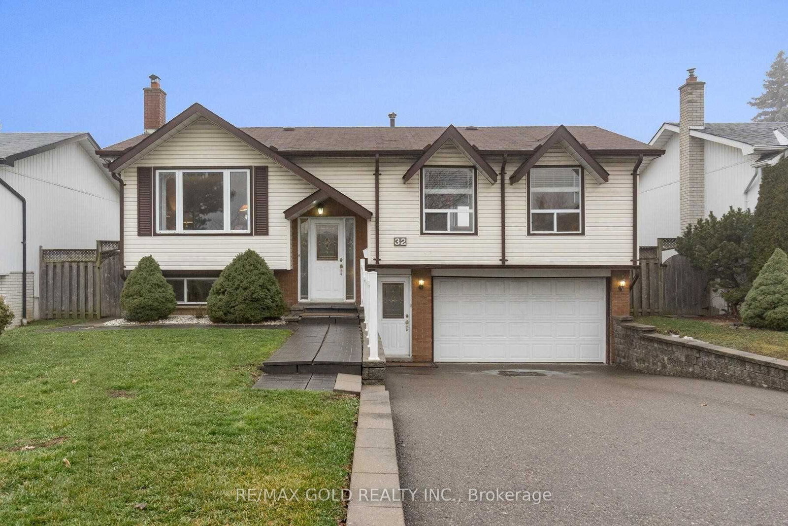 32-glenforest-road-brampton-ontario-w13813496