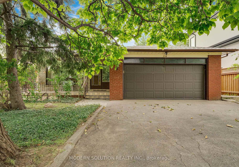 114-elmcrest-road-toronto-etobicoke-ontario-w13813512