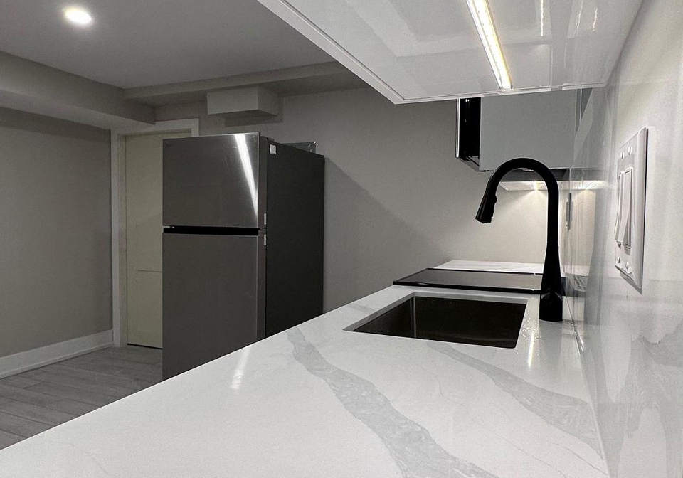 500-salem-avenue-n-toronto-toronto-ontario-w13813628
