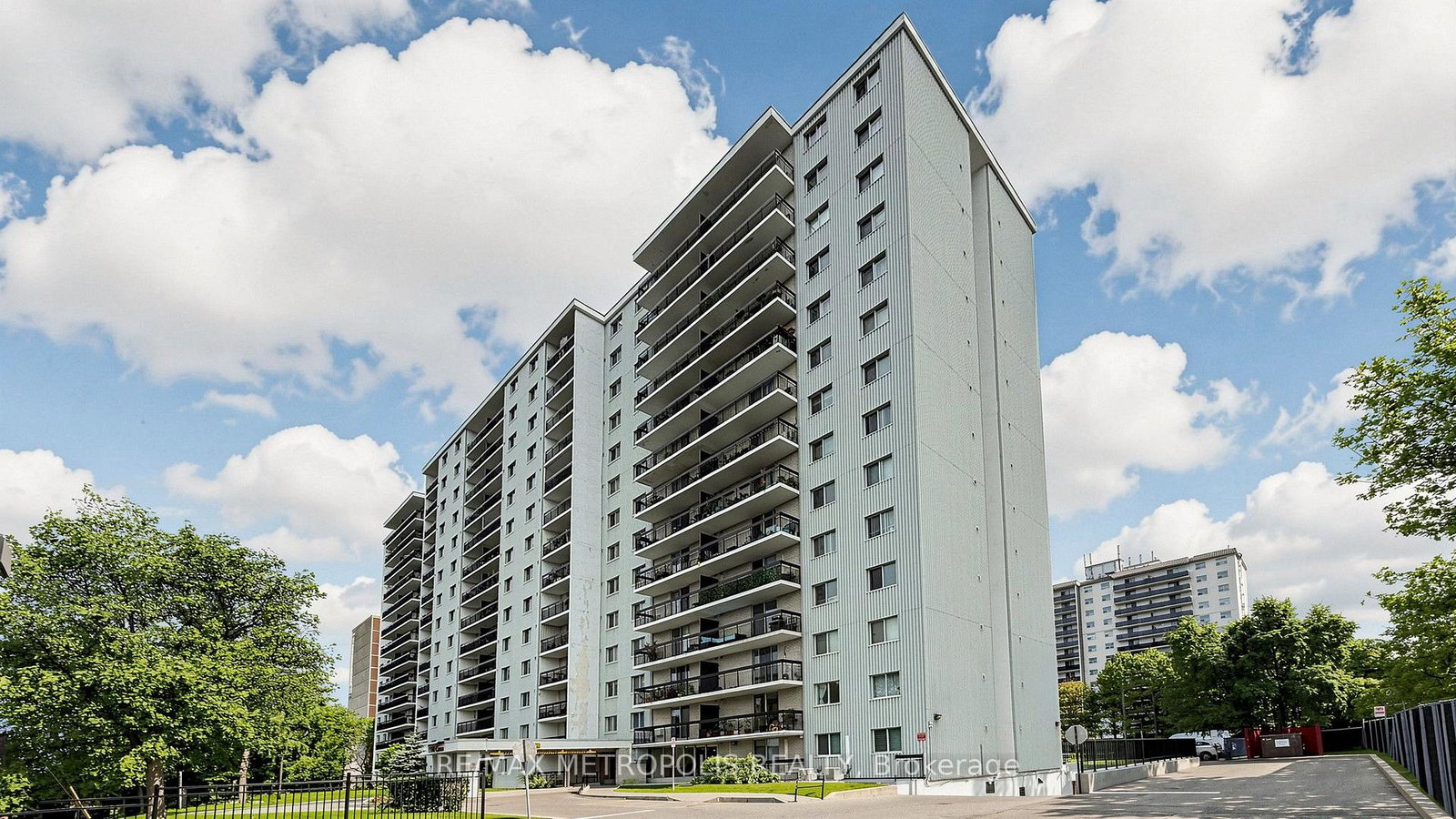 1100-caven-street-mississauga-ontario-w13814212