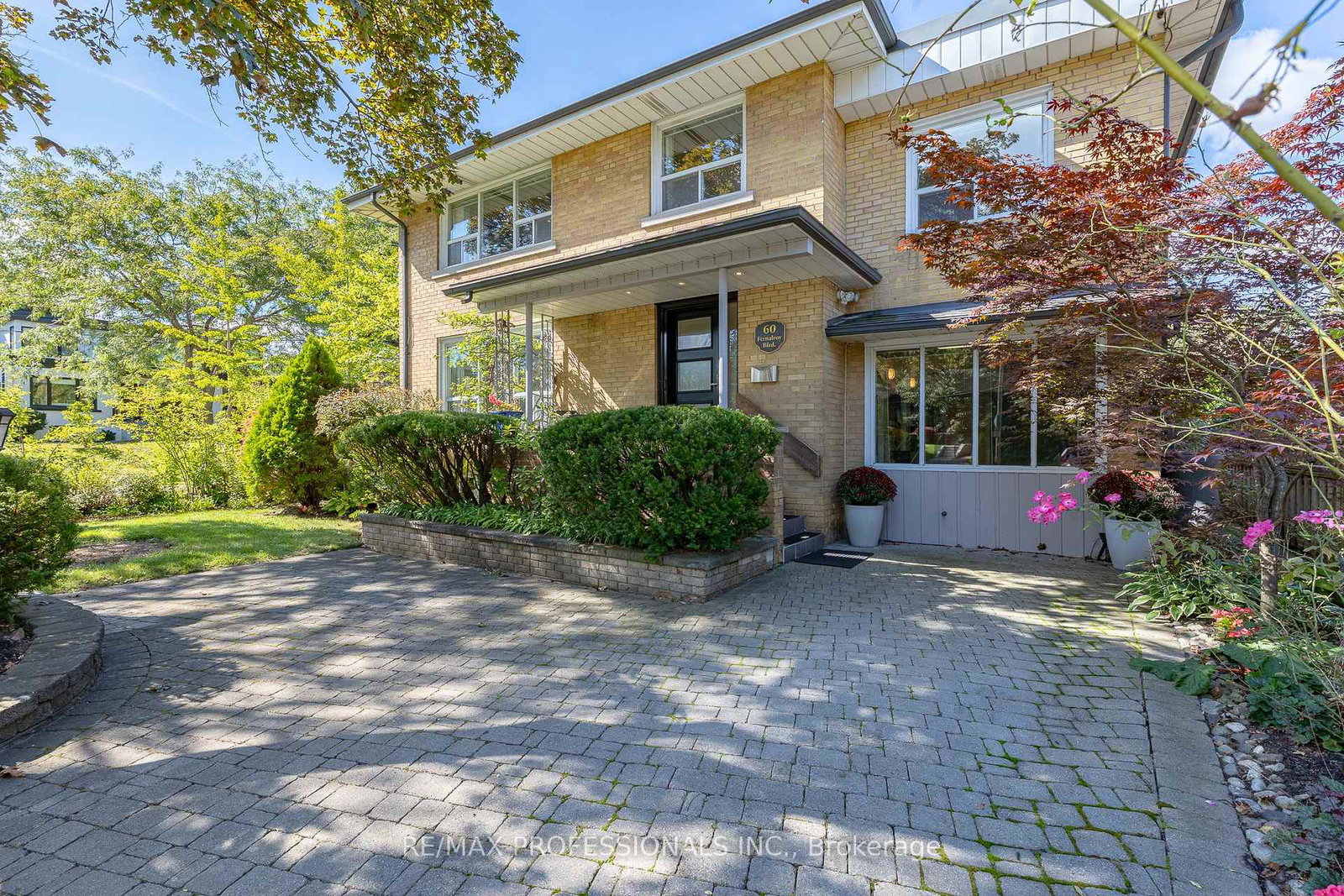 60-fernalroy-boulevard-toronto-etobicoke-ontario-w13814272