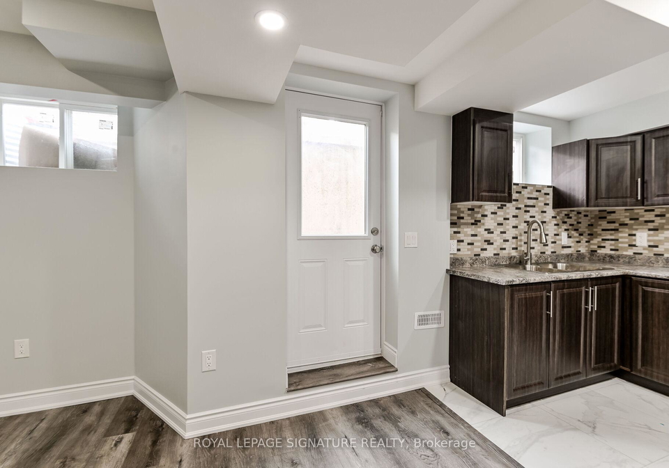 1506-devine-point-milton-ontario-w13814514